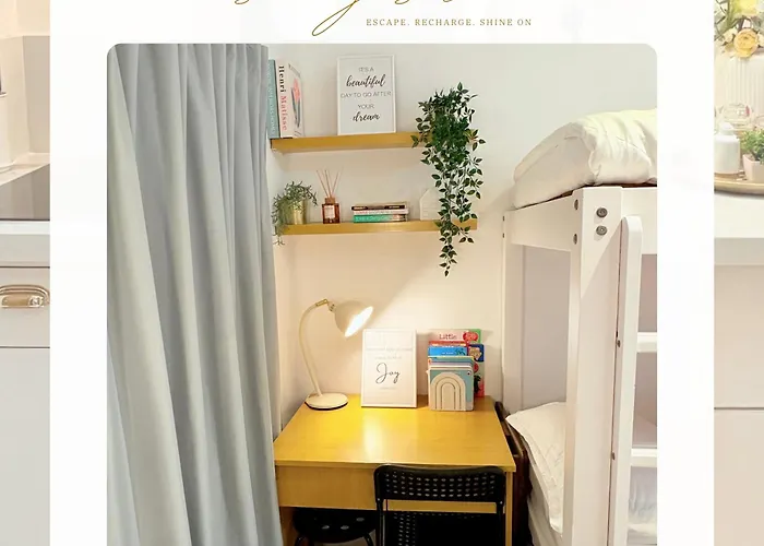 Sunny Solace A Homey In Filinvest Alabang